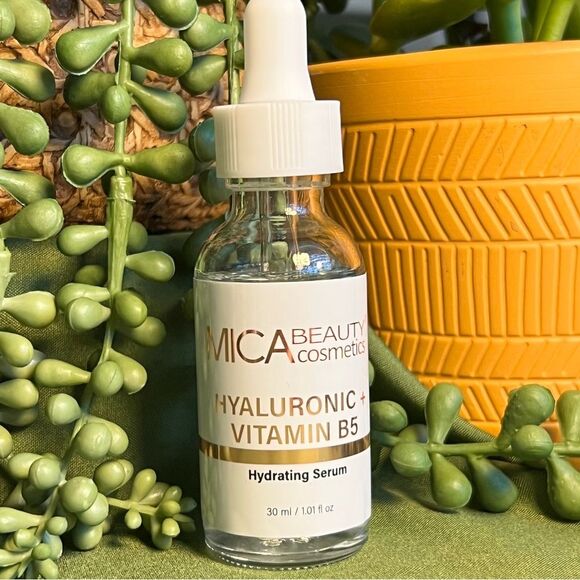 MICA COSMETICS Skincare n’ Chill 3 pack serum bundle gift set - Picture 4 of 13